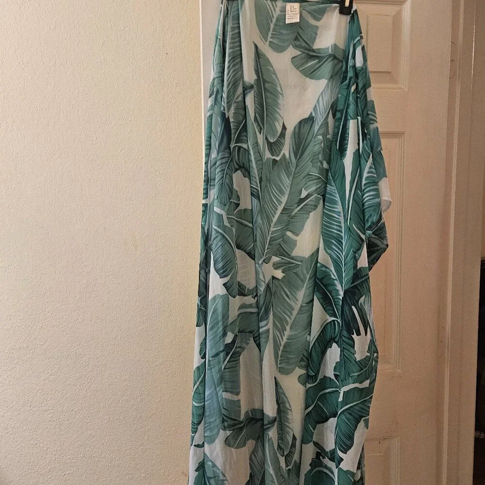 Resort wear Boho vacay beach tropical cruise Flowy kimono swim cover-up Cardigan